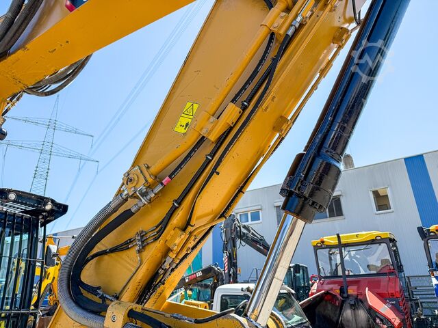 Chain excavator Caterpillar 323FL Kettenbagger OQ70/75 vollhydr.