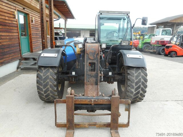 Telescopic handler New Holland LM5060