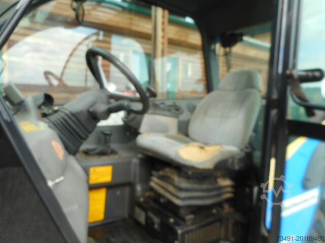 Telescopic handler New Holland LM5060