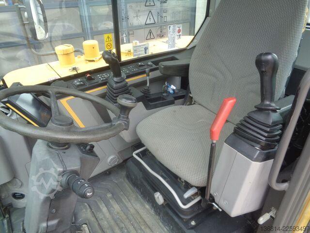 Mobilbagger VOLVO EW60E Powertilt HS03 + Löffelpaket Klima