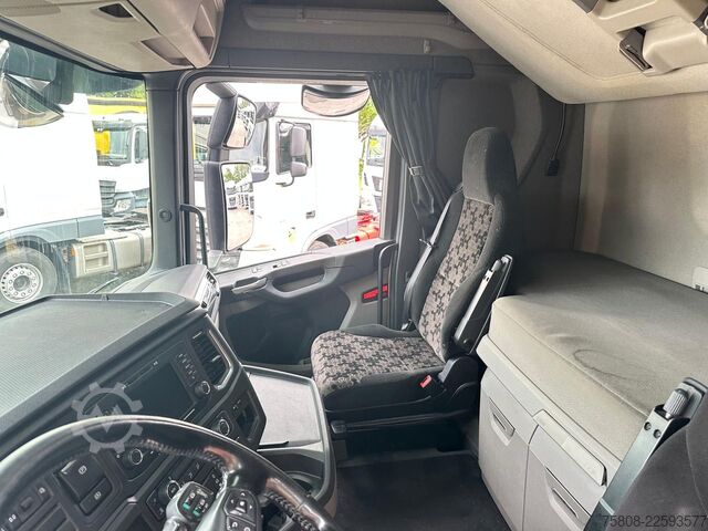 Gefahrgut LKW SCANIA S450 ADR EXII/ EXIII Retarder ACC 2Tanks PTO