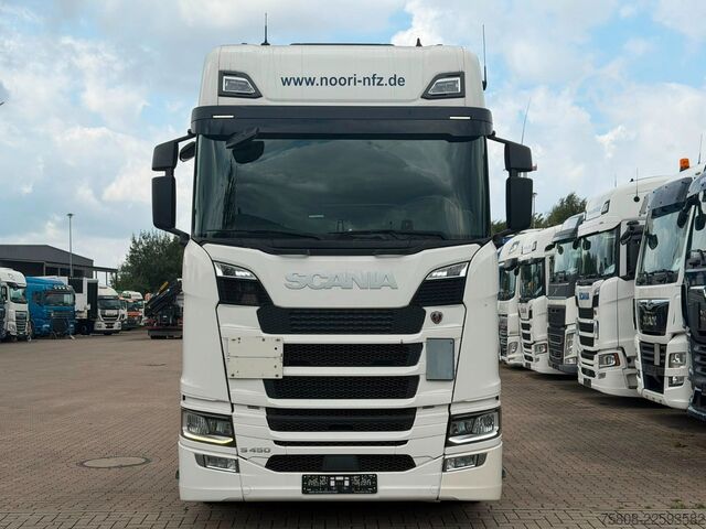 Gefahrgut LKW SCANIA S450 ADR EXII/ EXIII Retarder ACC 2Tanks PTO