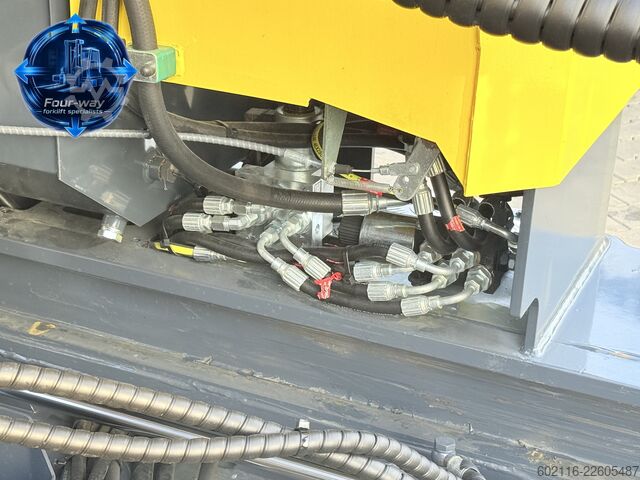 4-way forklift Combilift C4000 DIESEL TRIPLEX 6000 FORK POSITIONE