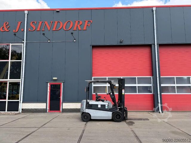 Forklift Nissan GQ02 L 30 CU