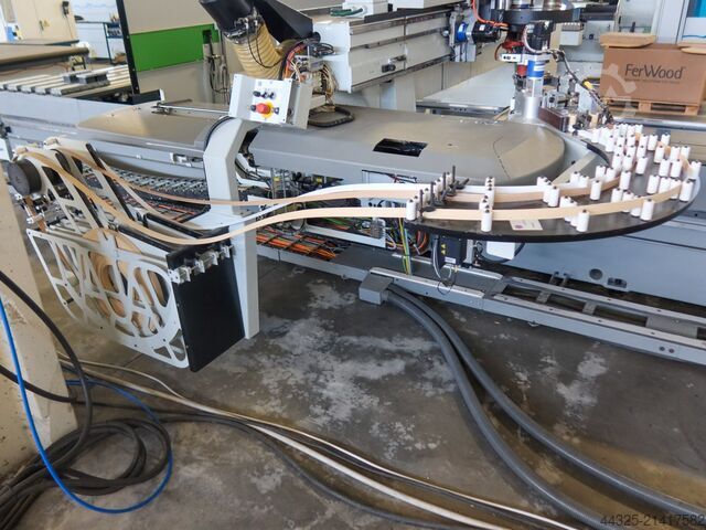CNC Machine Centres For Routing, Drilling And Edgebanding. BIESSE ROVER B 1984 G EDGE