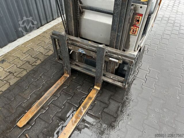 Electric 3-wheel forklift Still RX50-15