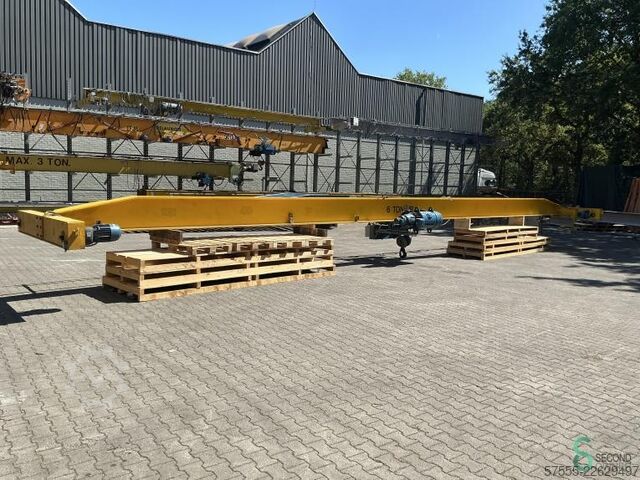 Brückenkran  Demag 16000mm - 6000kg 1990 Demag 16000mm - 6000kg