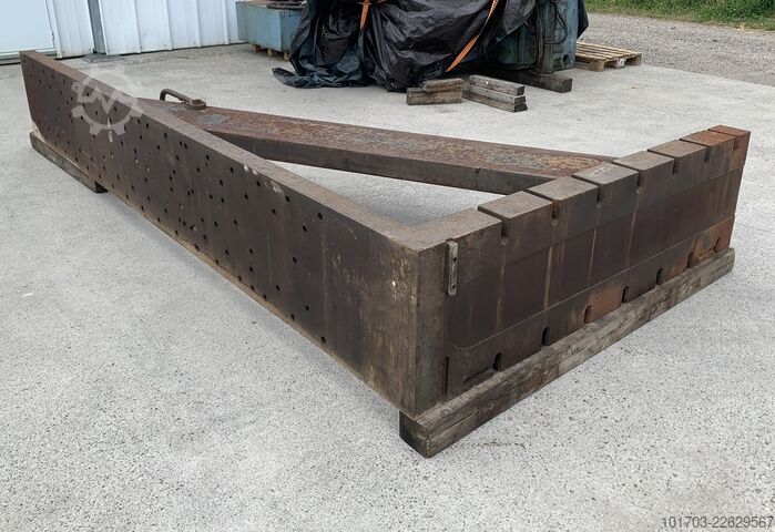 Paar Gusseisen-Winkelplatten Equerres de bridage en fonte 4000 x 2000 x 575 mm