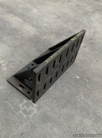Gusseisenwinkel Equerre en fonte 640 x 400 x 320 mm