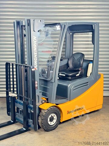 Electric 3-wheeler Jungheinrich EFG 218k - nur 3562 Std - Service Neu Batterie 90%