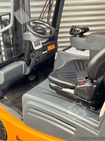 Electric 3-wheeler Jungheinrich EFG 218k - nur 3562 Std - Service Neu Batterie 90%