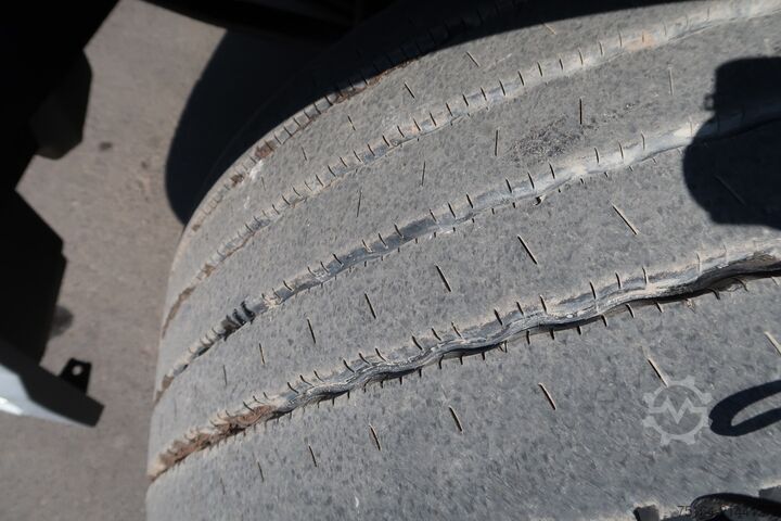 Roll-off tipper truck Volvo FH 460 6x4