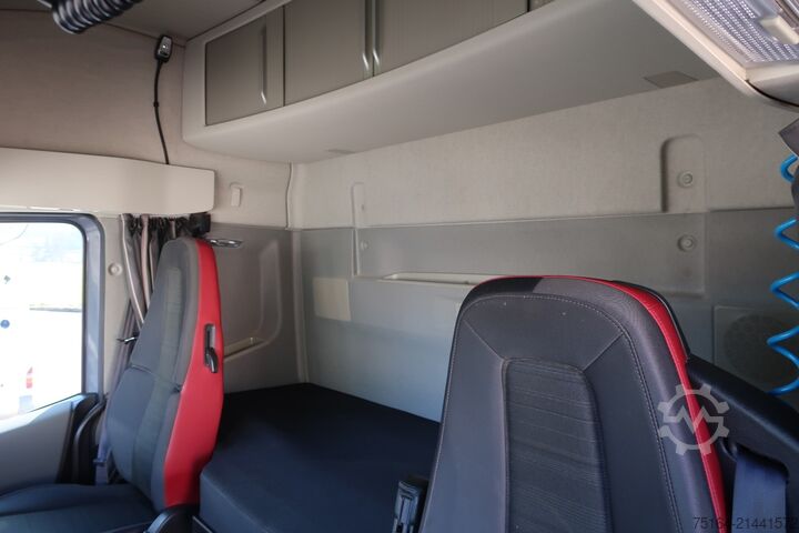 Roll-off tipper truck Volvo FH 460 6x4