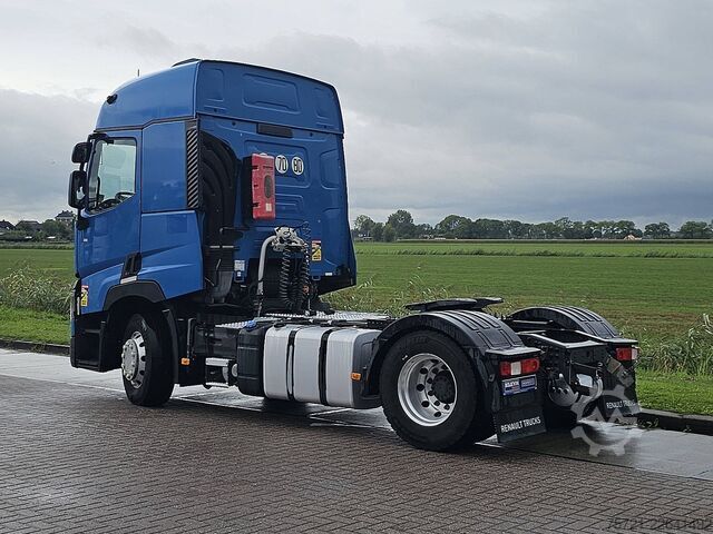 Standard-SZM RENAULT T 440