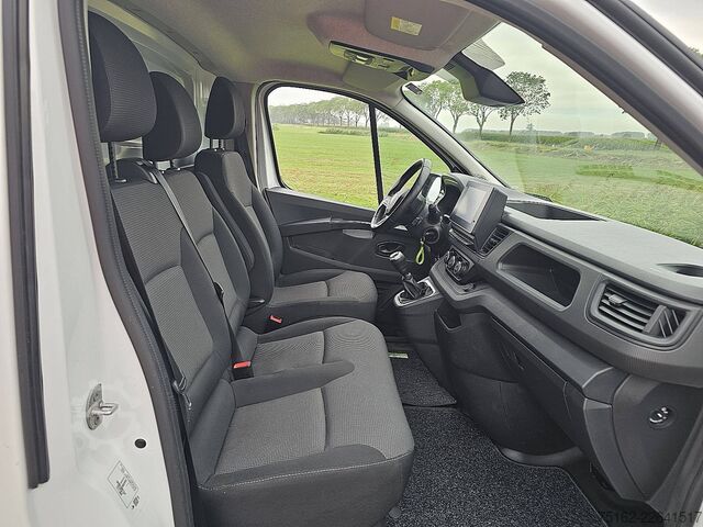 High-roof van RENAULT TRAFIC 2.0 DCI 130  L2H1 44 dkm.!!