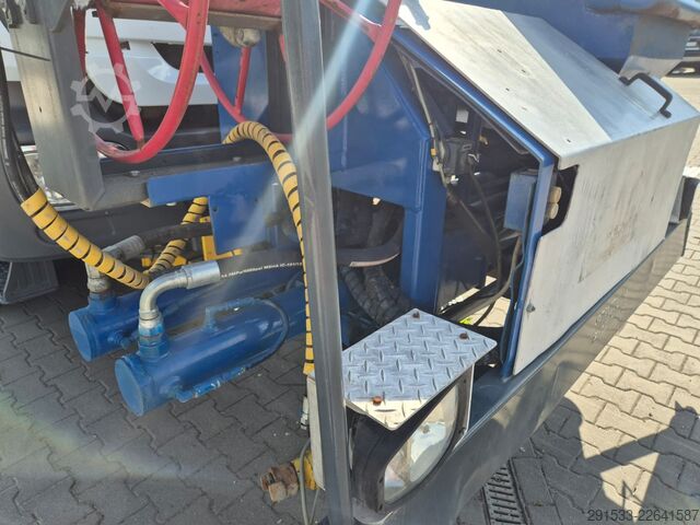 Superstructure with concrete pump Amv 7450D - Shotcrete Robot