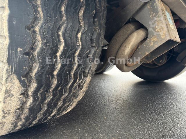 Working platform semitrailer SCHMITZ CARGOBULL Rahmen verzinkt, Bordwände, I.+III. Achse Lift