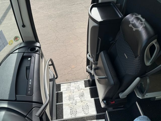 Motor coach SETRA S 516 HD/3 48+1+1 Top Zustand