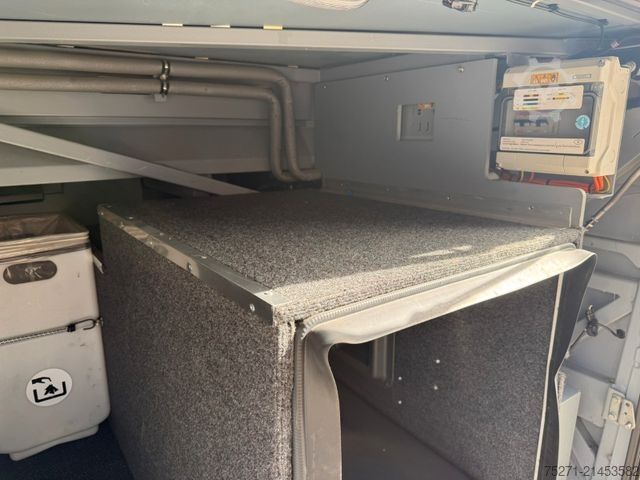 Motor coach SETRA S 516 HD/3 48+1+1 Top Zustand