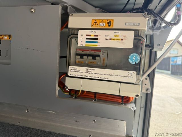 Motor coach SETRA S 516 HD/3 48+1+1 Top Zustand