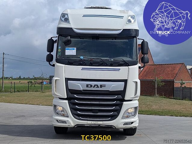 Chassis with cab DAF XF 450