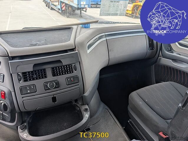 Chassis with cab DAF XF 450