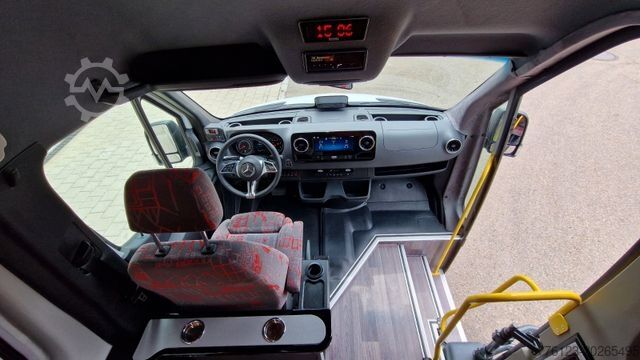 Minibus MERCEDES-BENZ Sprinter 415 ,19 SS Lagerfahrzeug in Stock