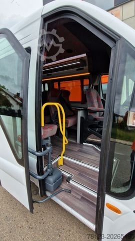Minibus MERCEDES-BENZ Sprinter 415 ,19 SS Lagerfahrzeug in Stock