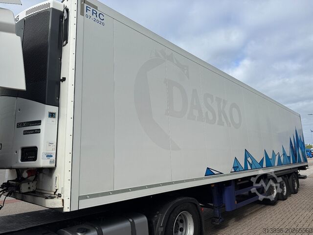 Refrigerated/freezer transport schmitz cargobull SCB*S3B Lift- & Steeraxle, Thermo-King SMX, Tai...