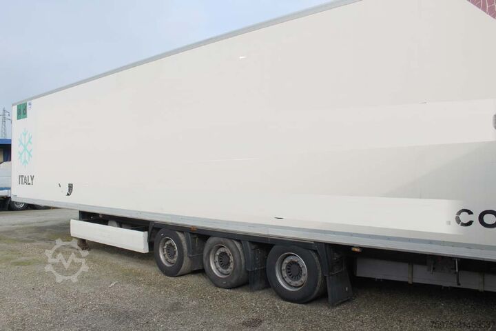 Reefer semitrailer Krone semirimorchio frigorifero mega usato