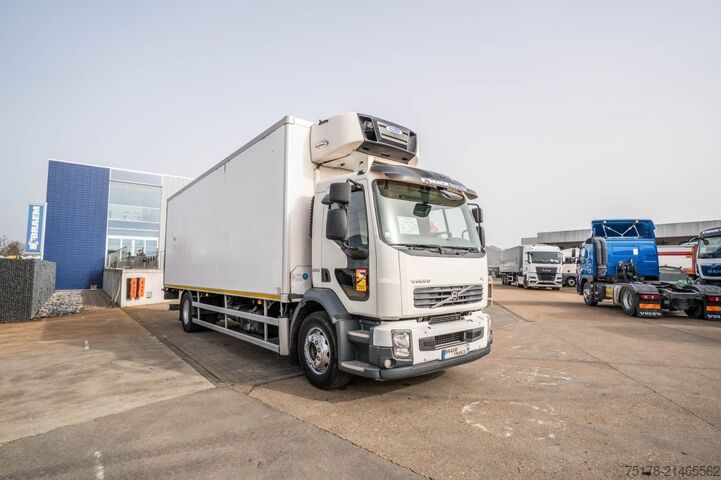 Refrigerated/freezer transport VOLVO FLH 290 +CARRIER