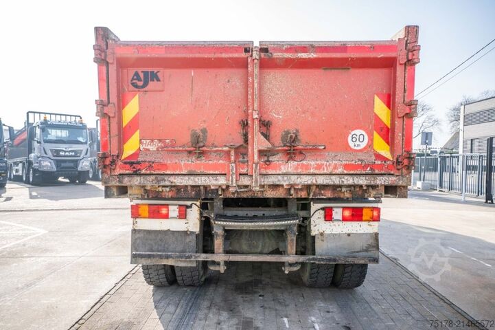 Tipper MERCEDES ACTROS 3241 K-MP3