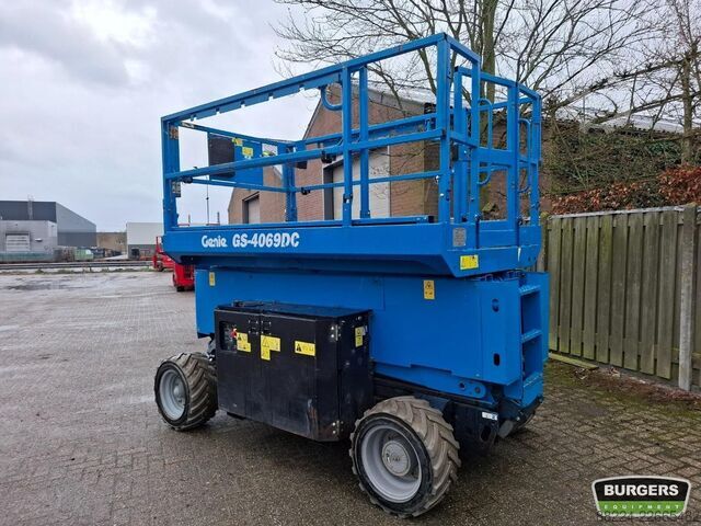 Scissor lift Genie GS4069 DC
