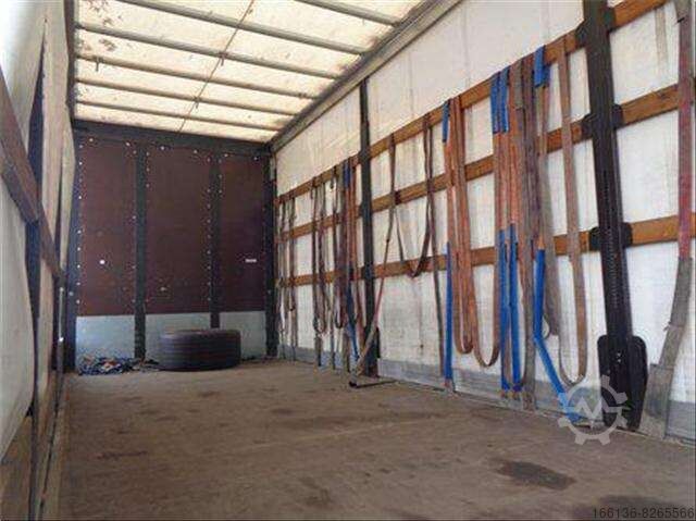 Flatbed + tarpaulin Other ZEBU 1561