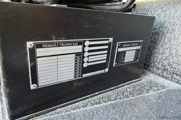 Box truck Renault T 460 4x2 Koffer/HB / Swiss-Vehicle