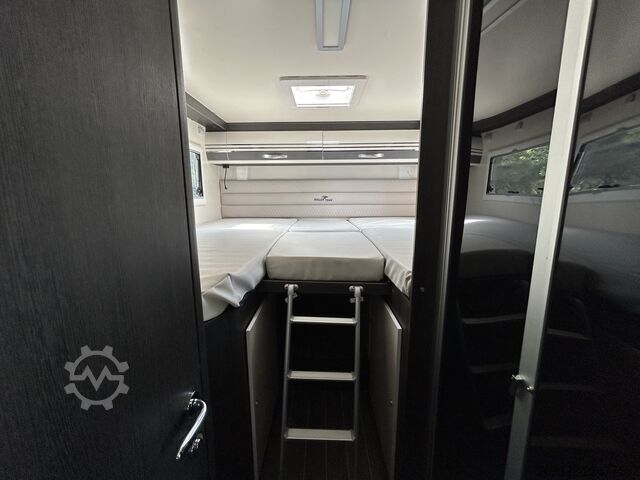 Wohnwagen/Wohnmobil Roller Team Kronos 284M | Ford Transit 2 165 CV Automatico | 5 posti