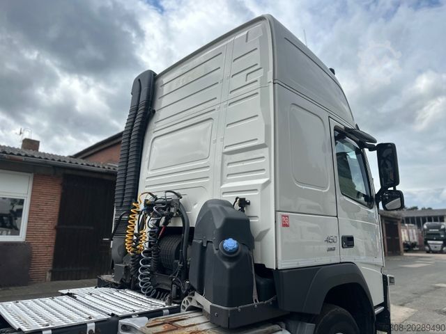 Hazardous materials truck VOLVO FM450 Glob. ADR EXIII/EXIII/PTO ACC