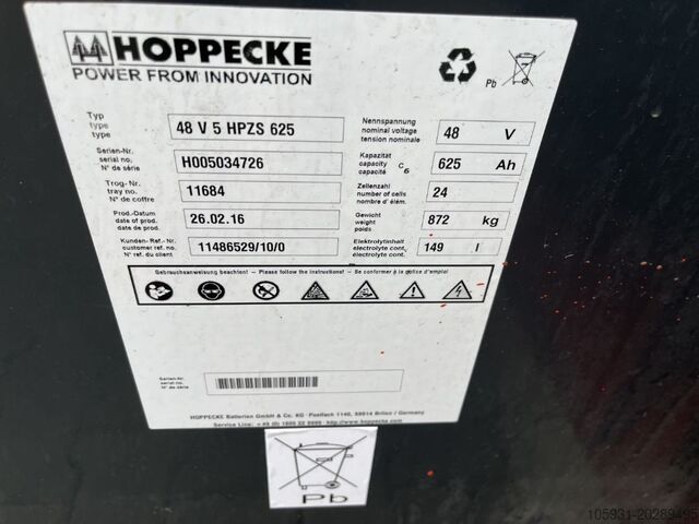 Electric 3-wheel forklift Linde E18-02