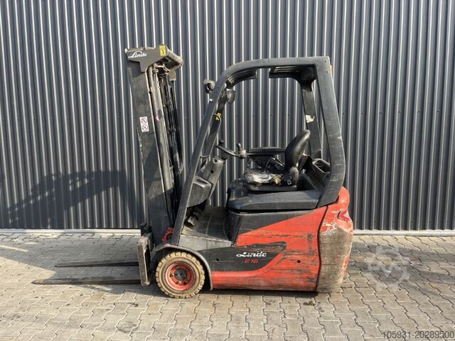 Electric 3-wheel forklift Linde E16C