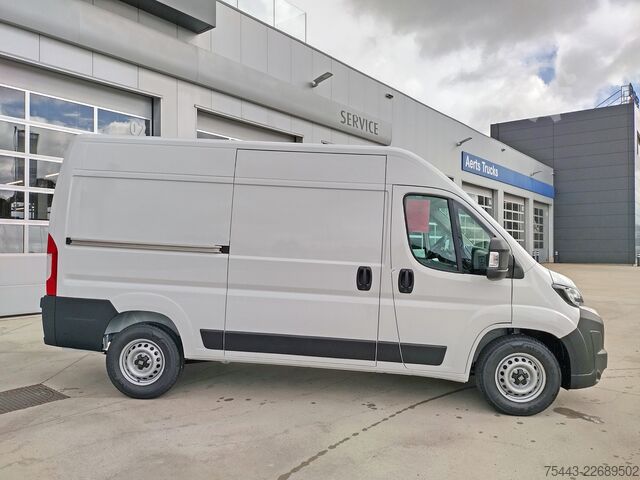 High-roof van Fiat Ducato F5247 L2H2 3,5T Diesel 140pk Automaat