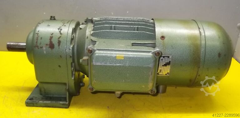 Gear motor 0.55 kW 121 rpm Nord SK20-90L/4 RST37