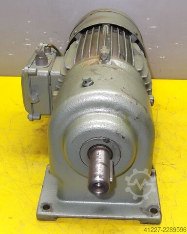 Gear motor 0.55 kW 121 rpm Nord SK20-90L/4 RST37