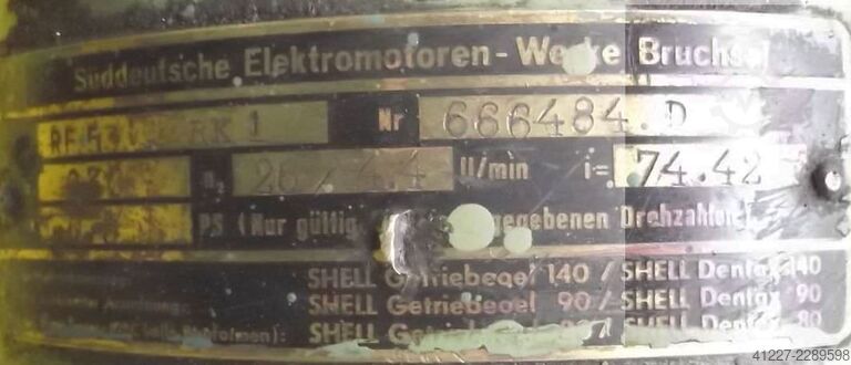 Adjustable gear motor 0.55 kW 4.4-26 rpm SEW-EURODRIVE RF53VD80N-6RK1