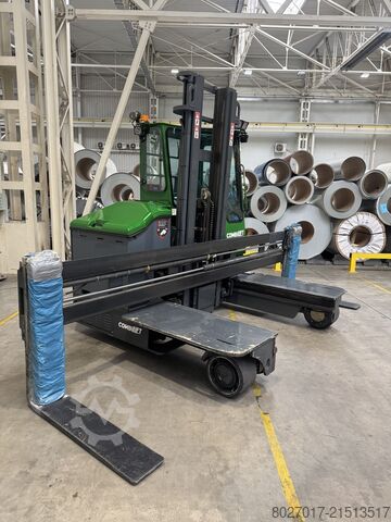 Vierwege Elektro-Gabelstapler Combilift C3000ET