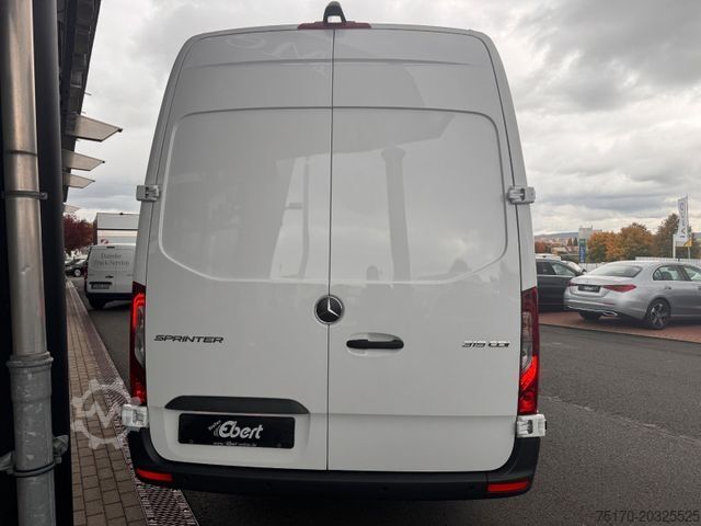 Panel van MERCEDES-BENZ Sprinter 319 CDI Extralang DISTRONIC Kamera LED