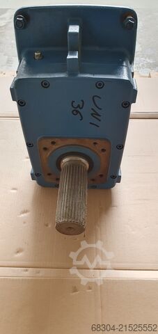 DEMAG gearboxes / crane gearboxes - 10 units DEMAG DEMAG Getriebe / Krangetriebe - 10 St.