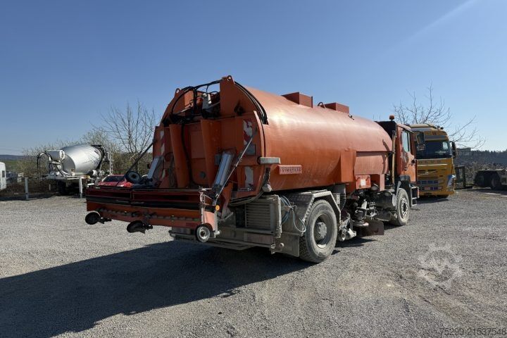 Sweeper truck MAN 19.364 FLC 4x2 Kehrmaschine Hecksauger