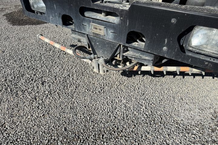 Sweeper truck MAN 19.364 FLC 4x2 Kehrmaschine Hecksauger