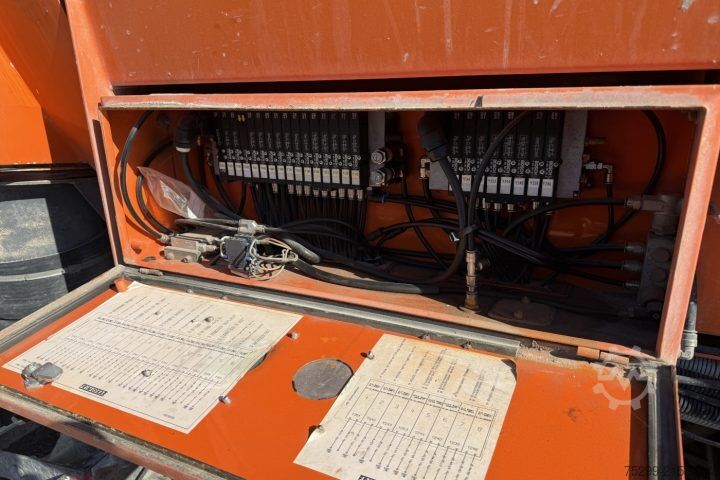 Sweeper truck MAN 19.364 FLC 4x2 Kehrmaschine Hecksauger