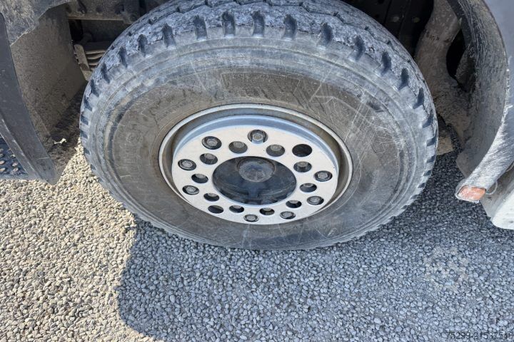 Sweeper truck MAN 19.364 FLC 4x2 Kehrmaschine Hecksauger